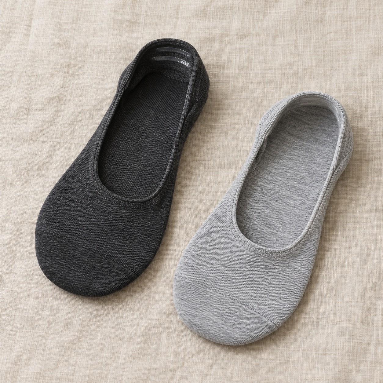 AI illustration of low-cut no-show socks