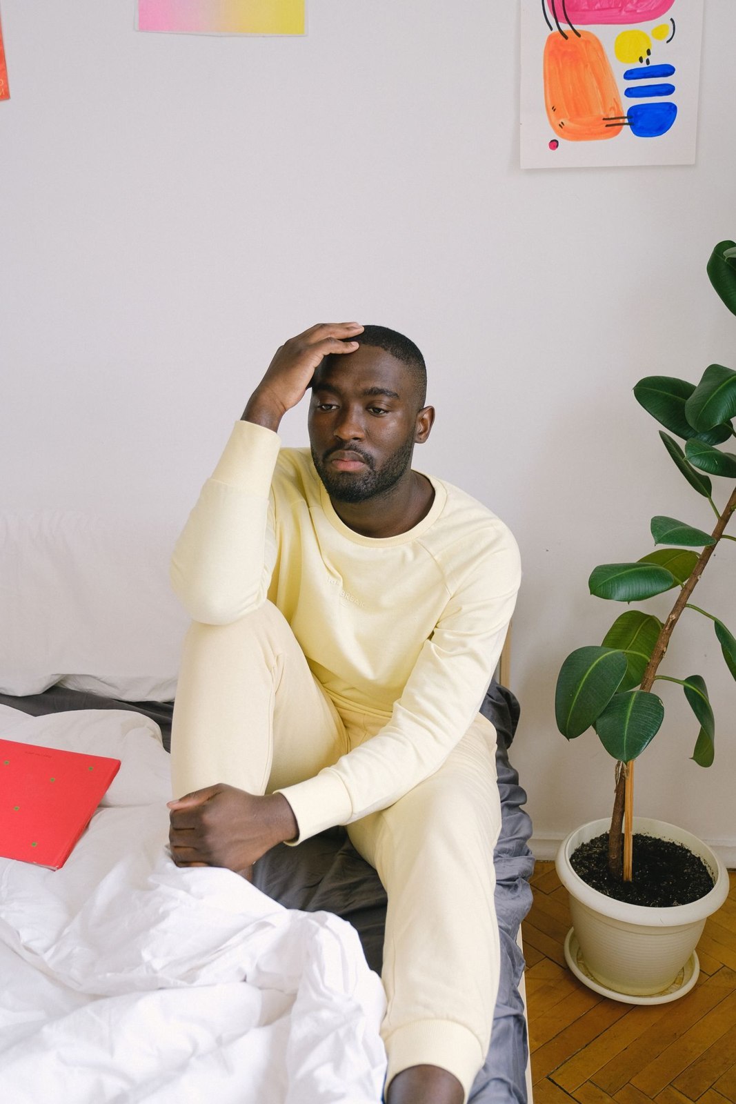 Plain pale loungewear at home
